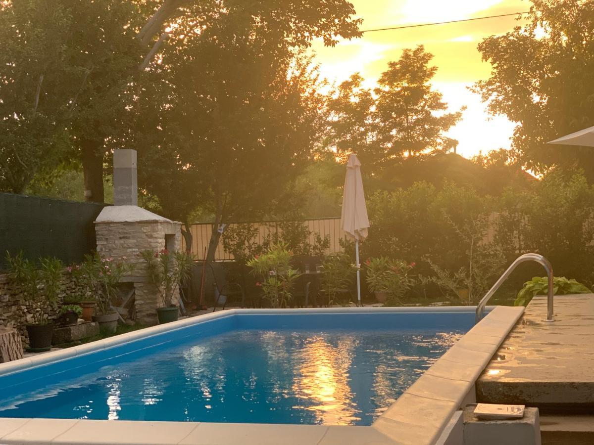 Ferienhaus Jadranka Kistanje ภายนอก รูปภาพ