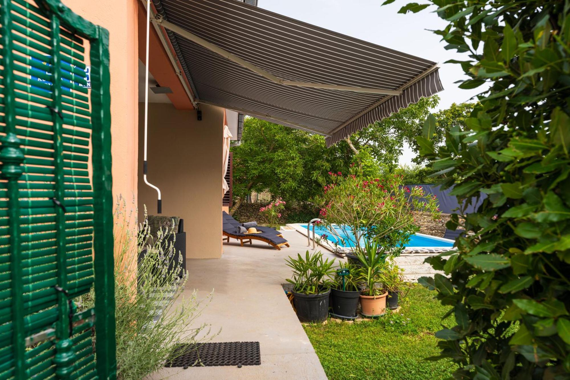Ferienhaus Jadranka Kistanje ภายนอก รูปภาพ